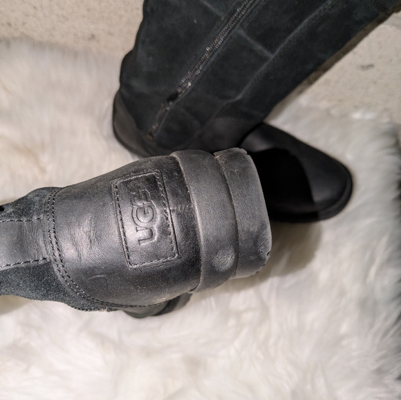 Uggs winter Boot - Picture 3 of 7